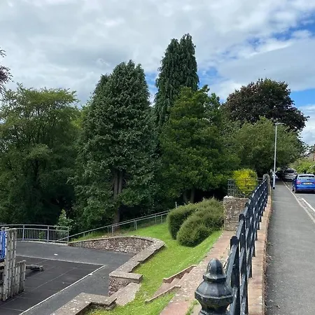 Holiday home 2 Mews - Town Centre Location