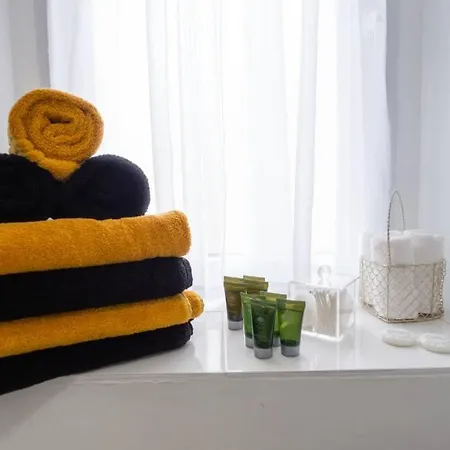 2 Mews - Town Centre Location Dom wakacyjny *